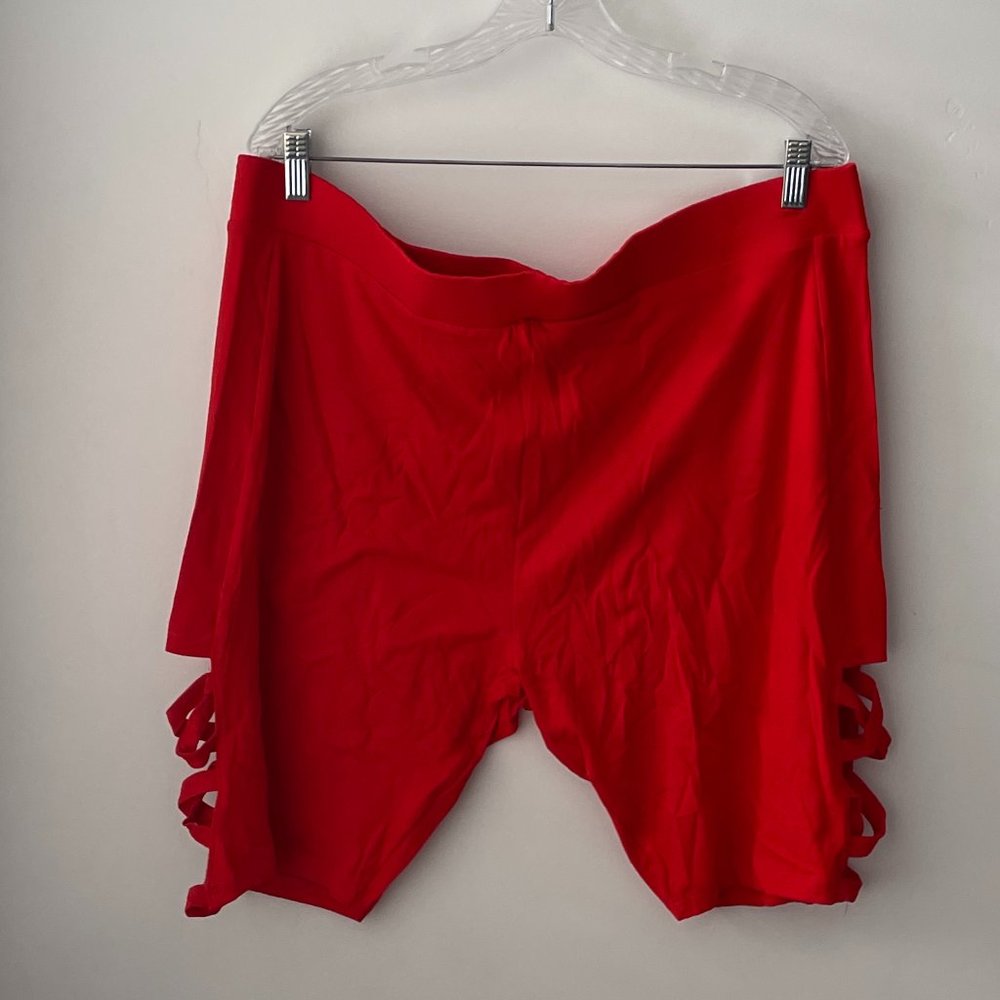 Rouge Collection Solid Bike With Side Caging Short